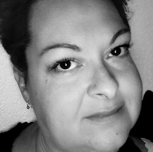 Meet your Posher, Anjie